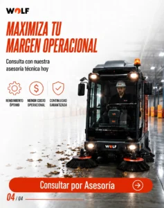 Barredora industrial hombre a bordo